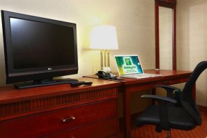 Holiday Inn Toront デスク